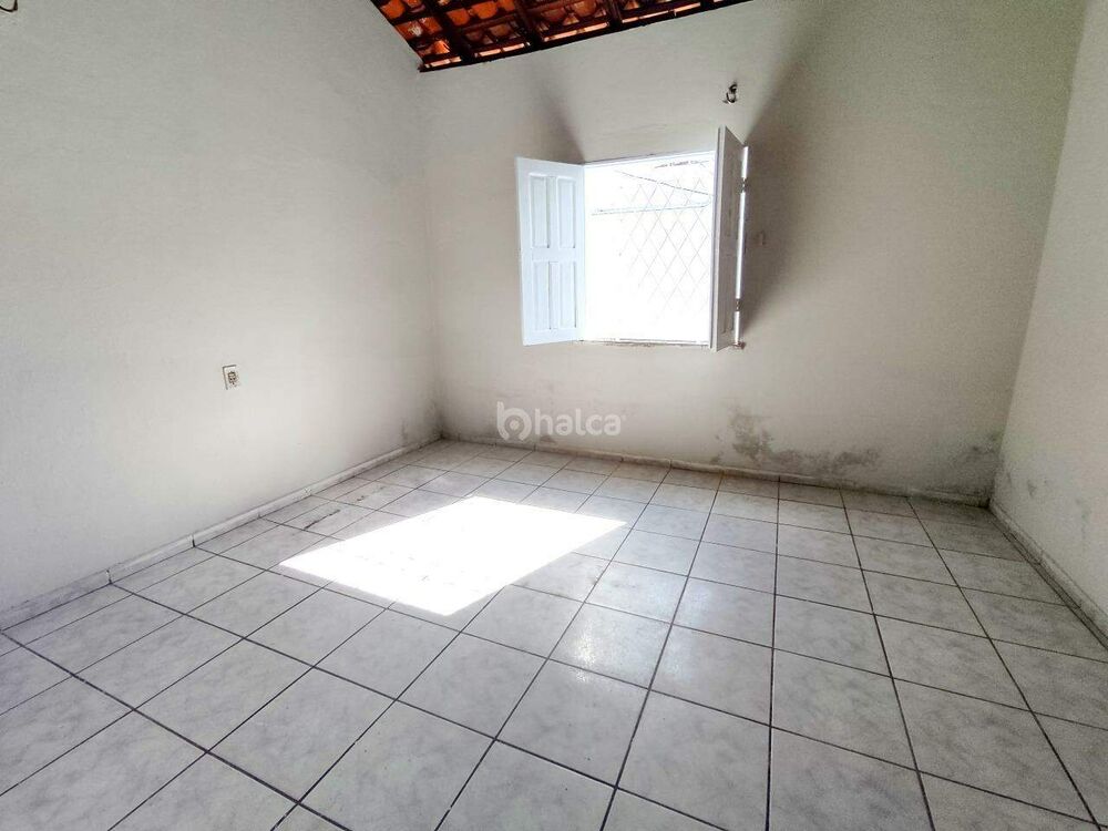 Casa para alugar com 2 quartos, 80m² - Foto 9