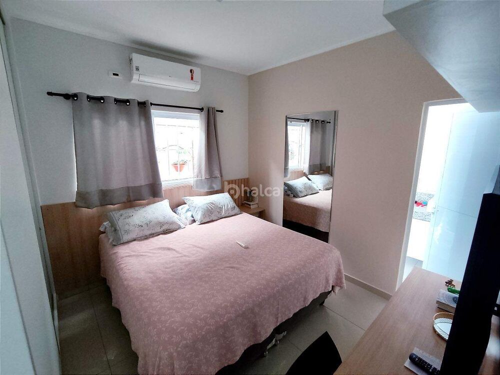 Casa à venda com 3 quartos, 160m² - Foto 9