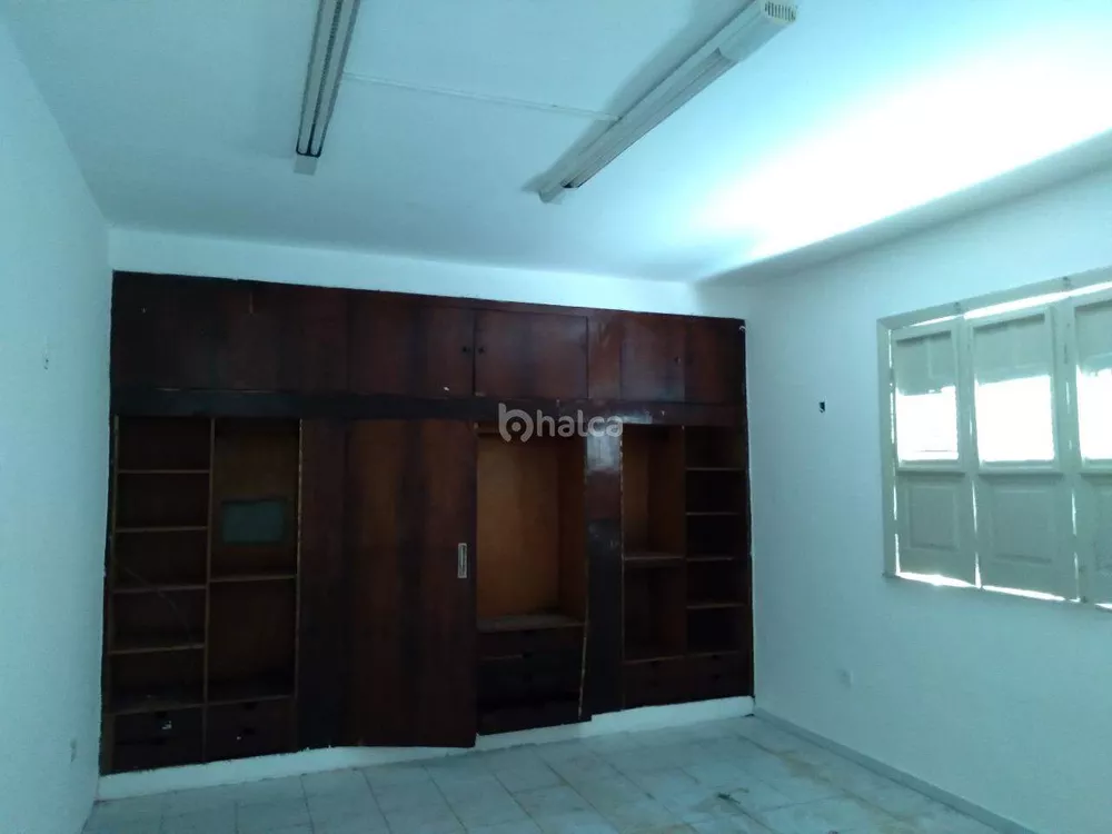 Prédio Inteiro para alugar com 6 quartos, 345m² - Foto 8