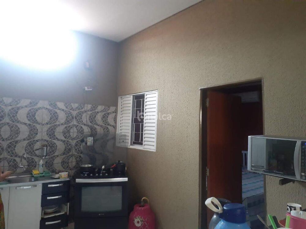 Casa à venda com 2 quartos, 110m² - Foto 4