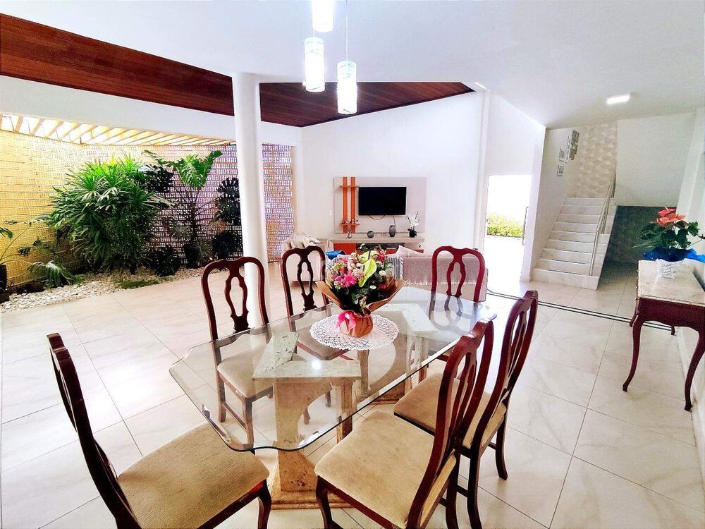 Casa à venda com 4 quartos, 351m² - Foto 4