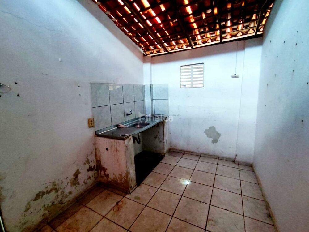 Casa, 9 quartos, 213 m² - Foto 3