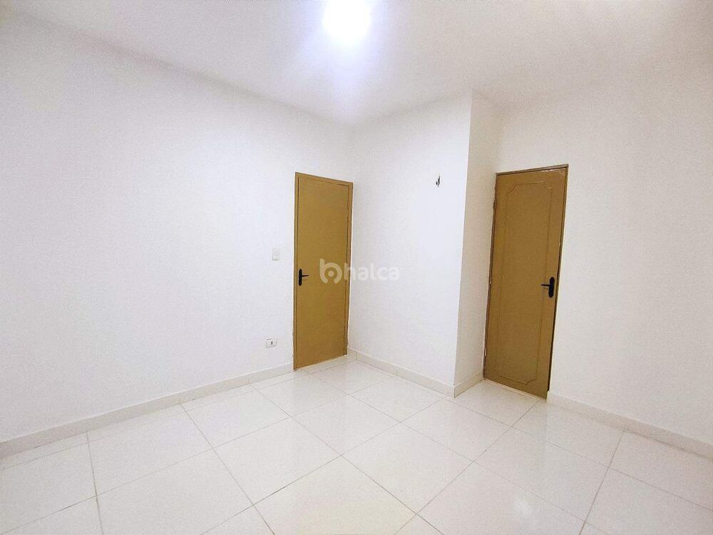 Casa à venda com 3 quartos, 203m² - Foto 6