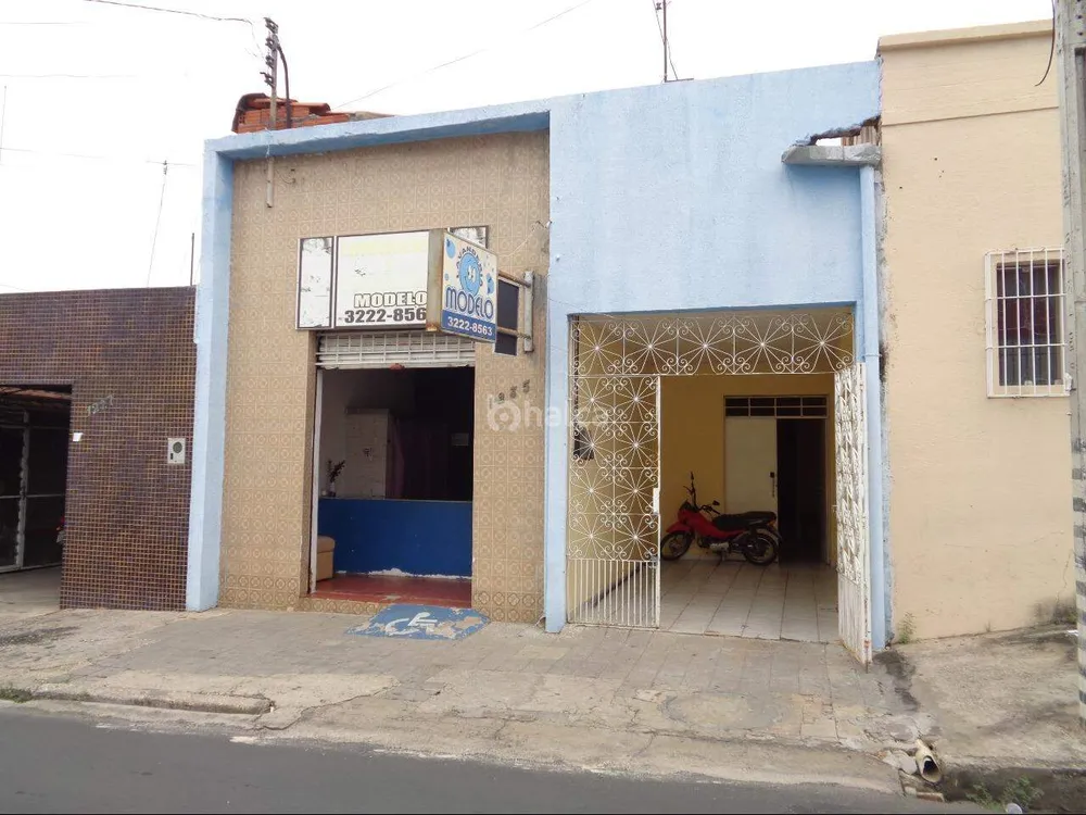 Casa, 4 quartos, 254 m² - Foto 1