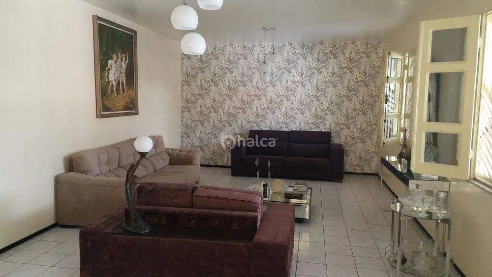 Casa, 3 quartos, 200 m² - Foto 2