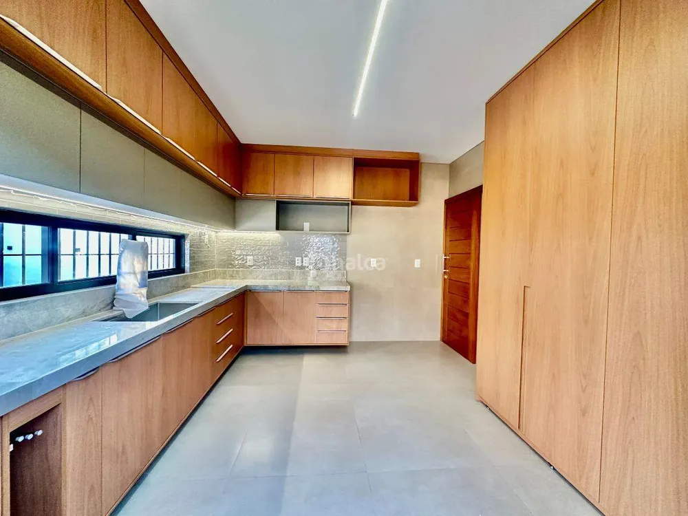 Casa, 4 quartos, 235 m² - Foto 5
