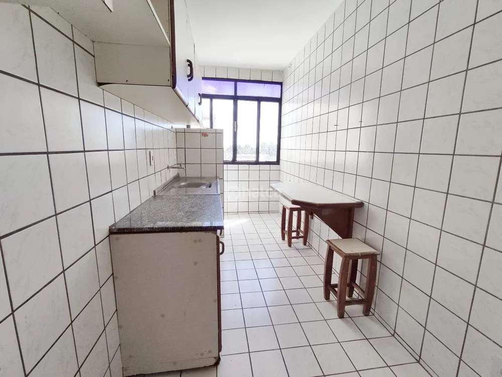 Apartamento, 3 quartos, 72 m² - Foto 2
