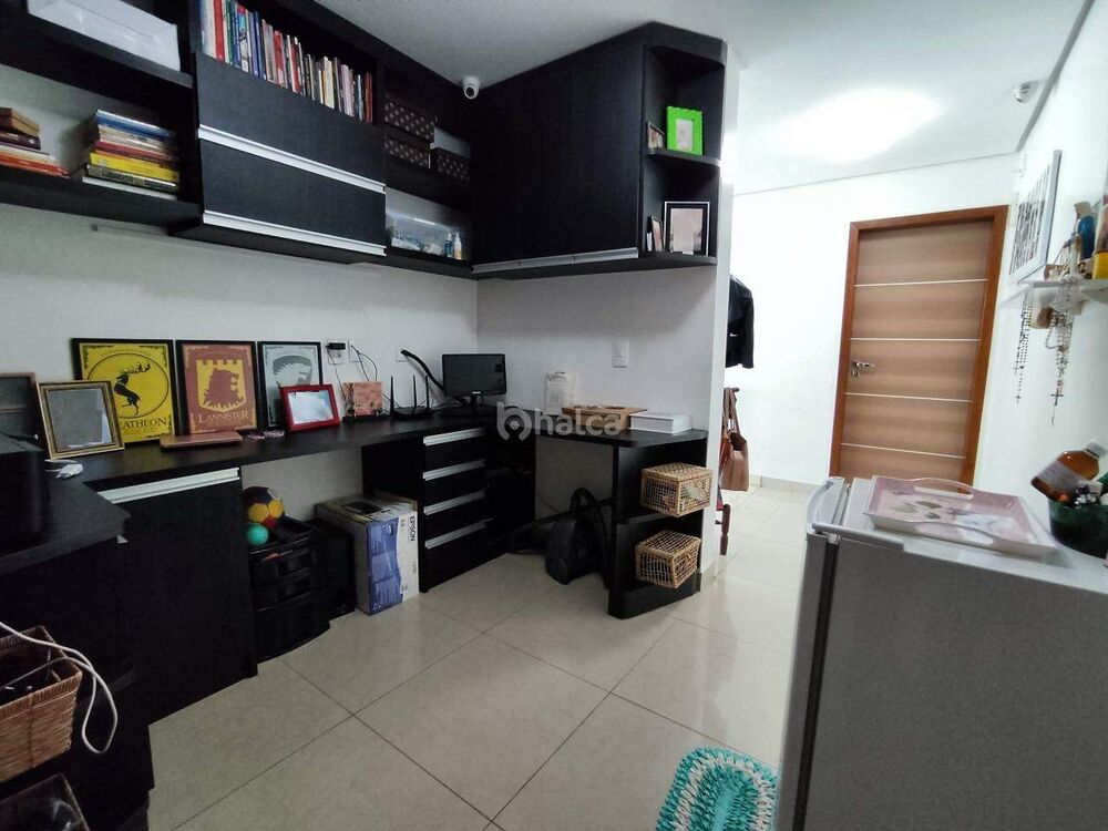 Casa, 4 quartos, 268 m² - Foto 2