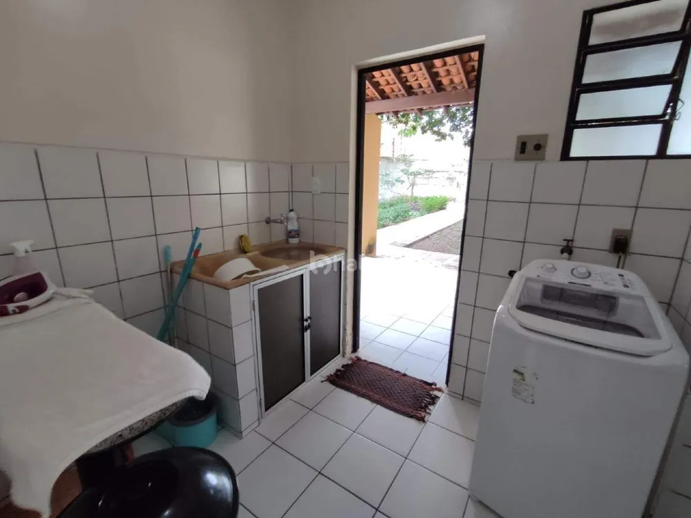 Casa, 4 quartos, 286 m² - Foto 8