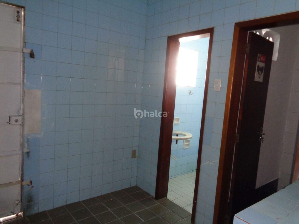 Prédio Inteiro para alugar com 2 quartos, 364m² - Foto 2