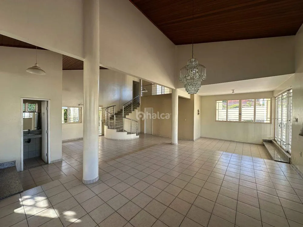 Casa, 4 quartos, 537 m² - Foto 2