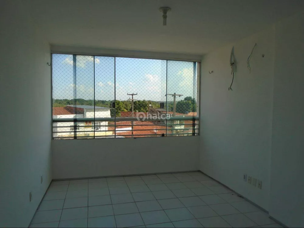 Apartamento à venda com 3 quartos, 61m² - Foto 2