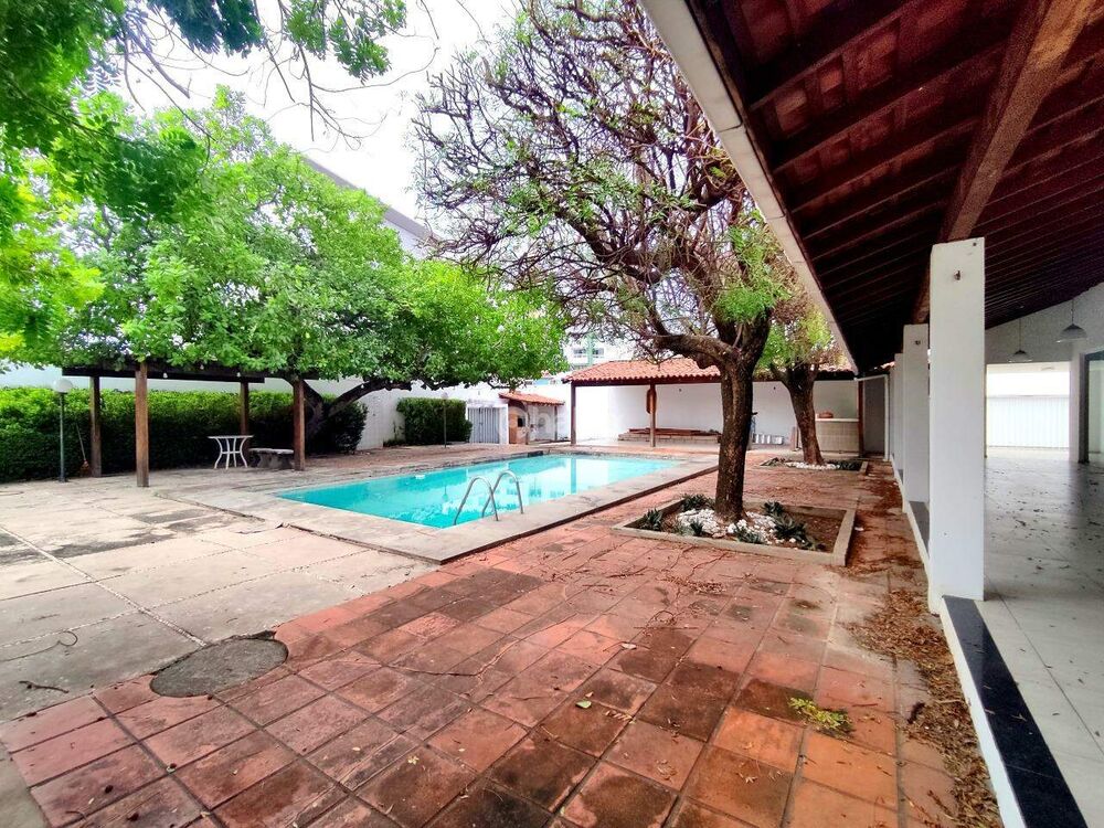 Casa para alugar com 3 quartos, 376m² - Foto 11