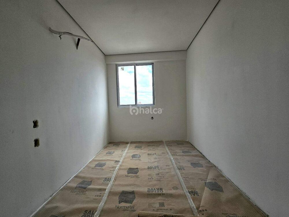 Apartamento à venda com 3 quartos, 77m² - Foto 8
