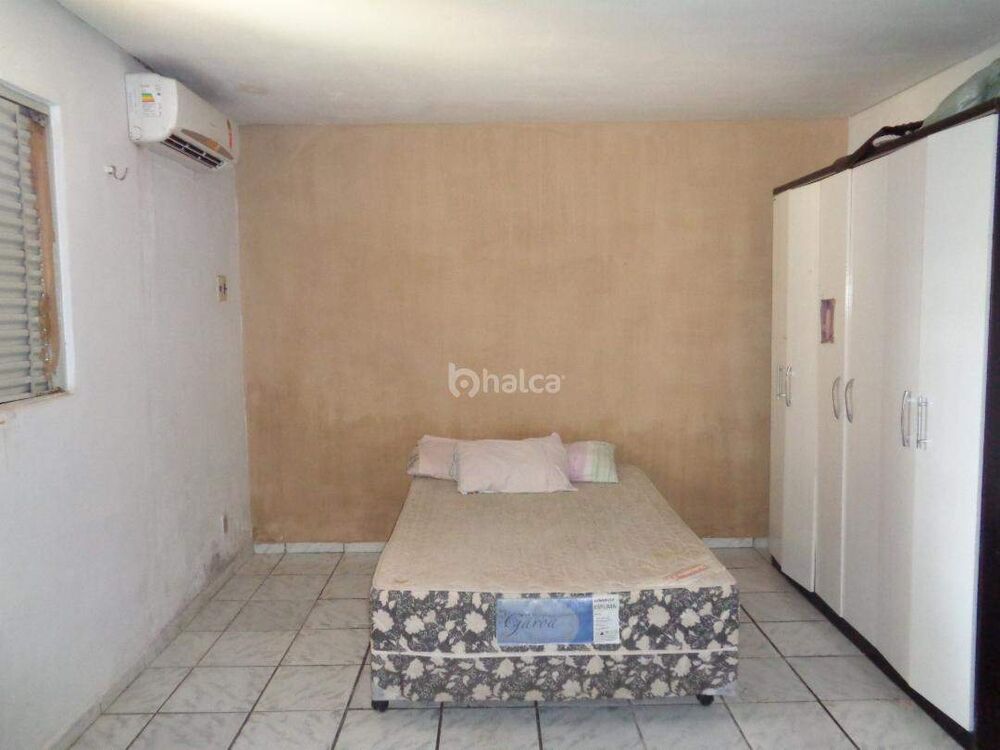 Casa à venda com 3 quartos, 90m² - Foto 2