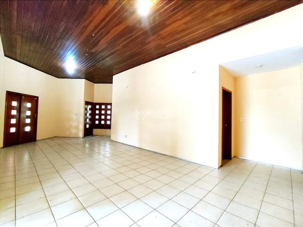 Casa, 3 quartos, 250 m² - Foto 6