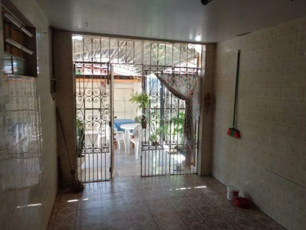 Casa, 3 quartos, 100 m² - Foto 2