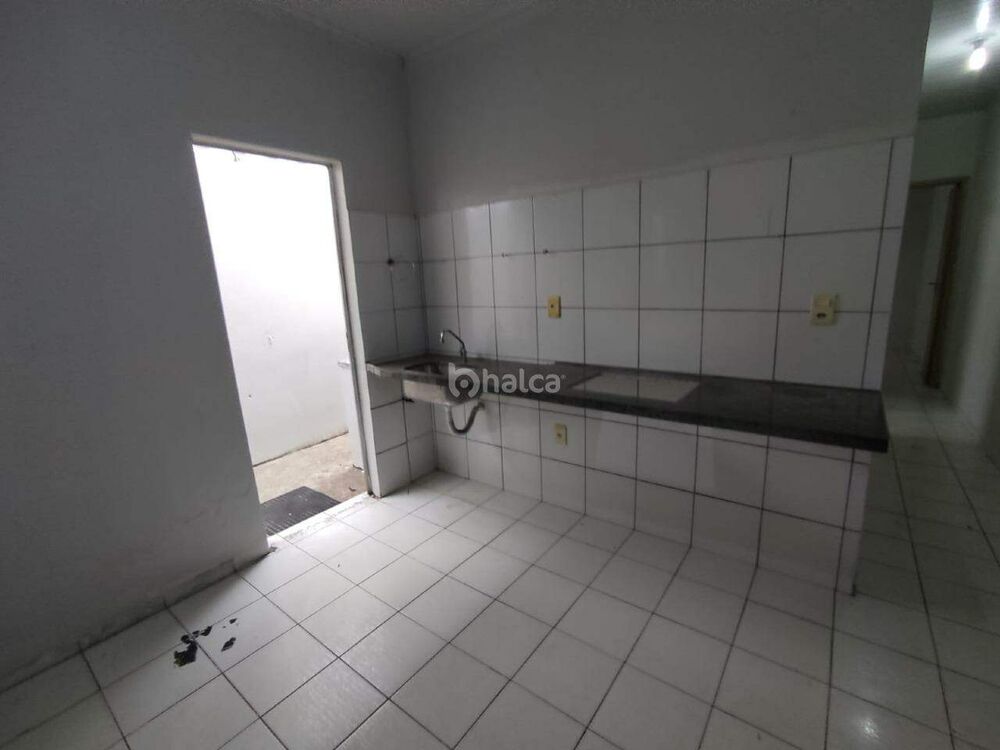 Casa à venda com 2 quartos, 80m² - Foto 6