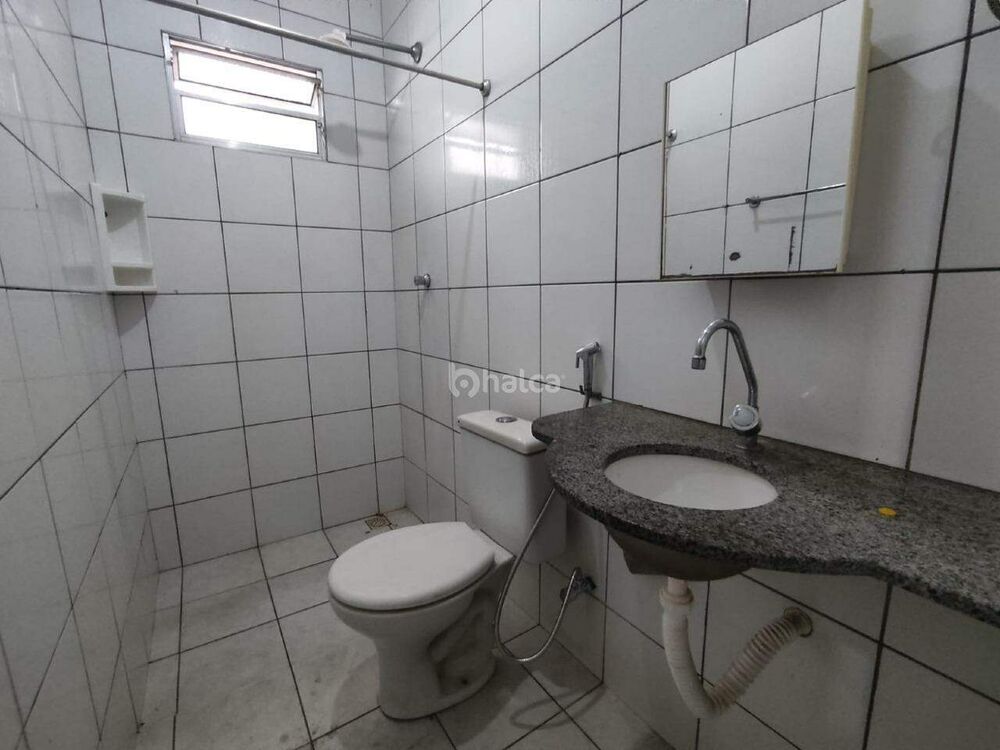 Casa à venda com 2 quartos, 80m² - Foto 5