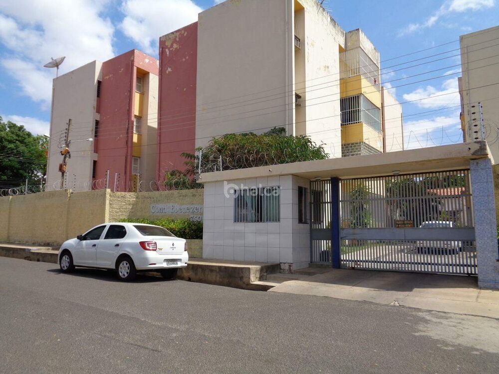 Apartamento para alugar com 3 quartos, 90m² - Foto 1