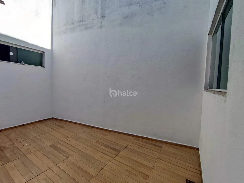 Casa, 3 quartos, 219 m² - Foto 4