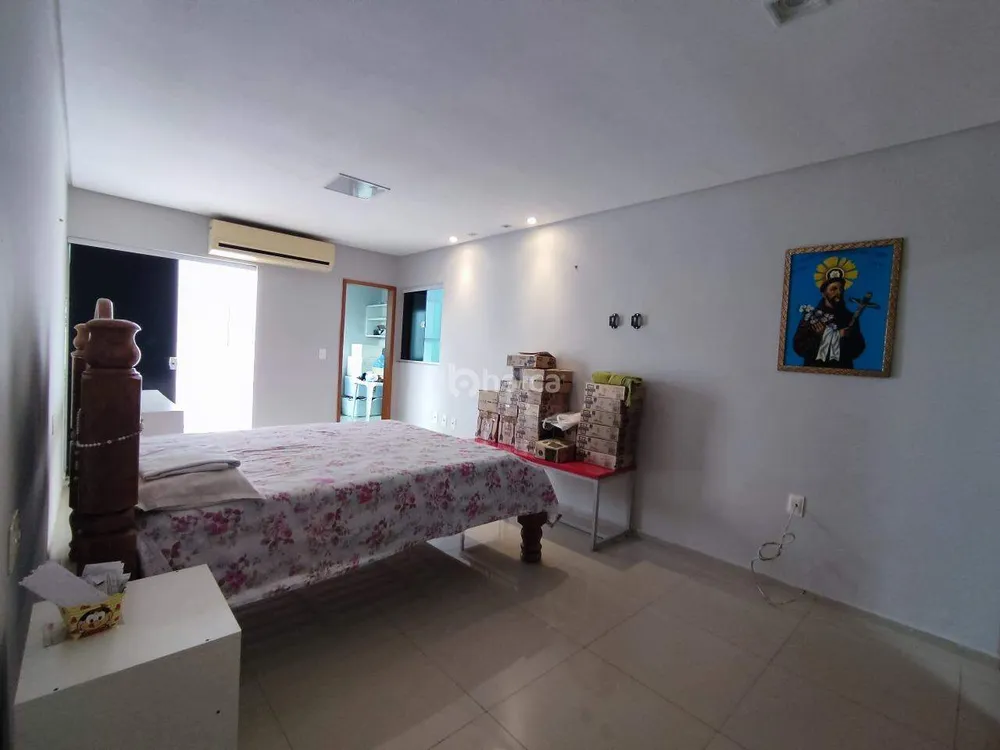 Casa, 3 quartos, 219 m² - Foto 2