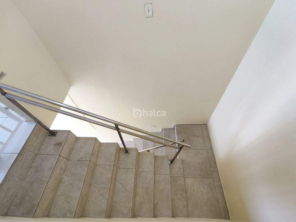 Casa para alugar com 3 quartos, 121m² - Foto 3