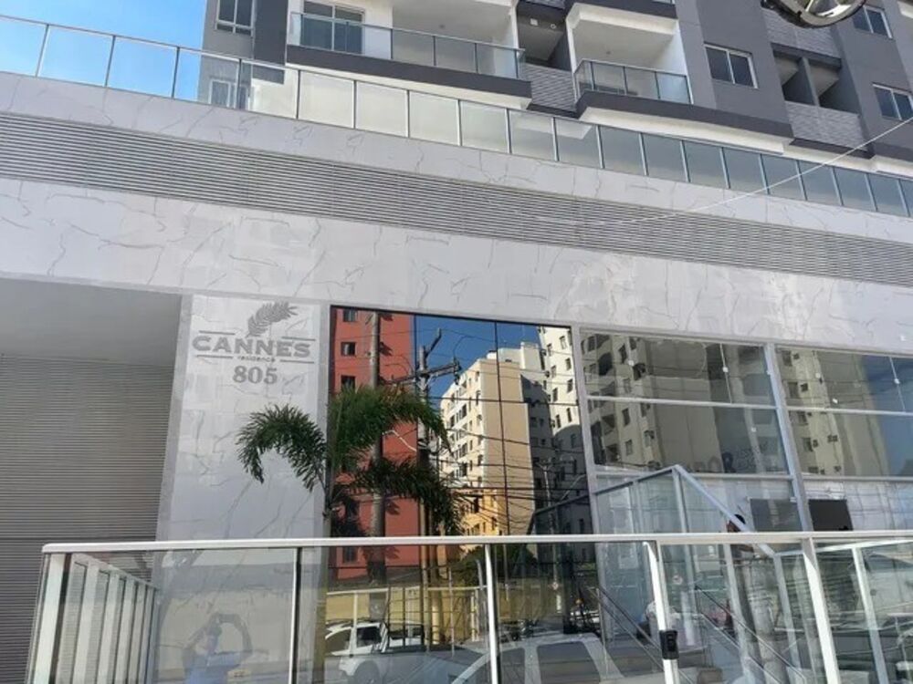 Apartamento para alugar com 2 quartos, 135m² - Foto 3