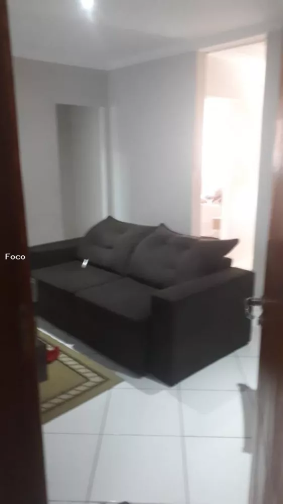 Apartamento à venda com 3 quartos, 75m² - Foto 1