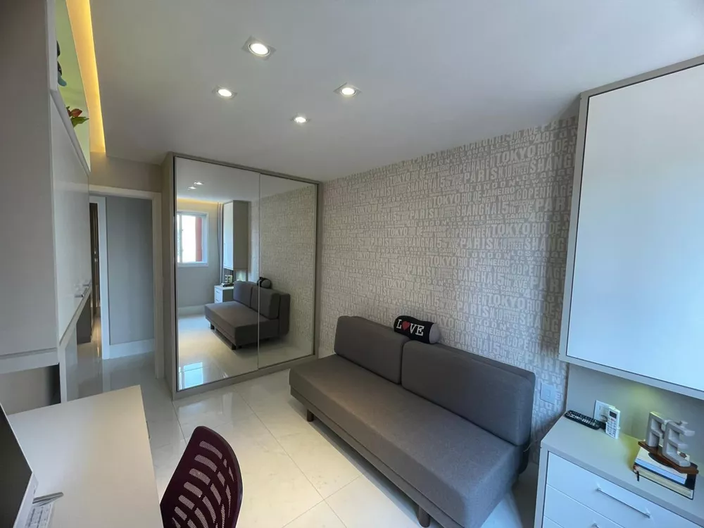 Apartamento à venda com 3 quartos, 130m² - Foto 4