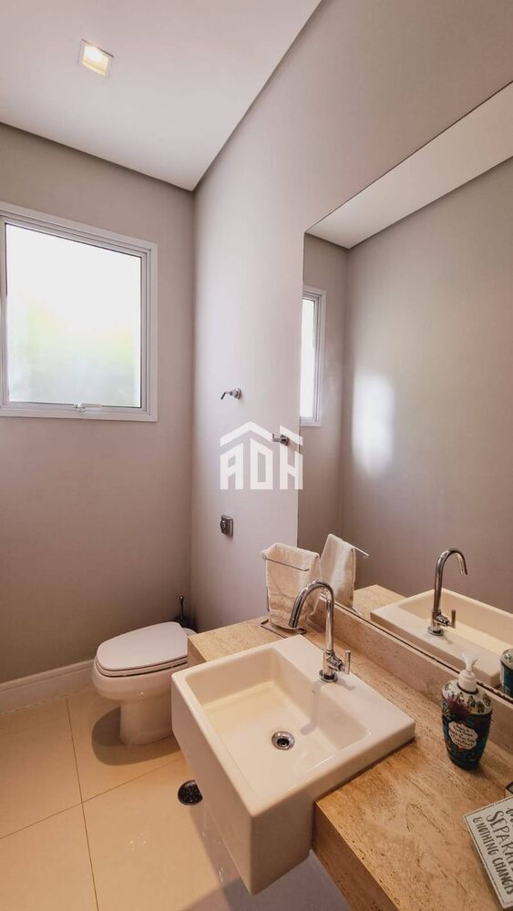 Casa à venda com 4 quartos, 463m² - Foto 3