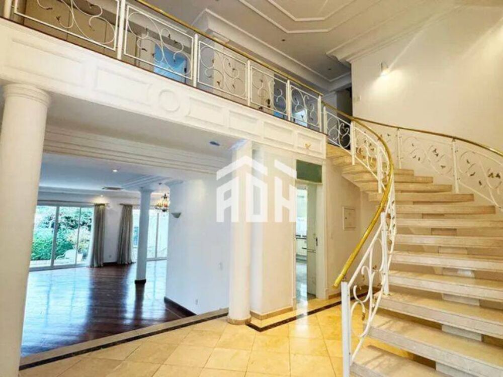 Casa à venda e aluguel com 5 quartos, 843m² - Foto 2
