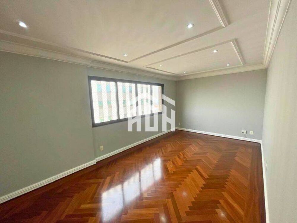 Apartamento para alugar com 4 quartos, 288m² - Foto 2