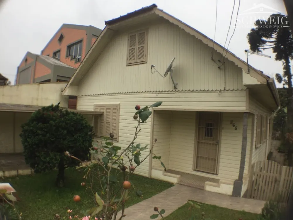 Casa, 6 quartos, 270 m² - Foto 1