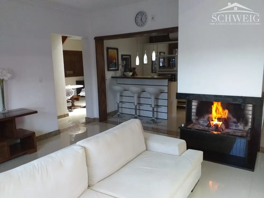 Casa, 4 quartos, 210 m² - Foto 4