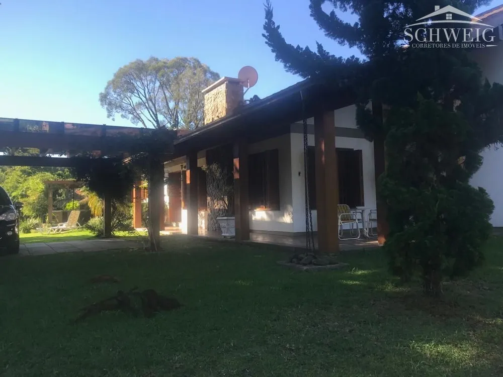 Casa, 4 quartos, 1404 m² - Foto 1