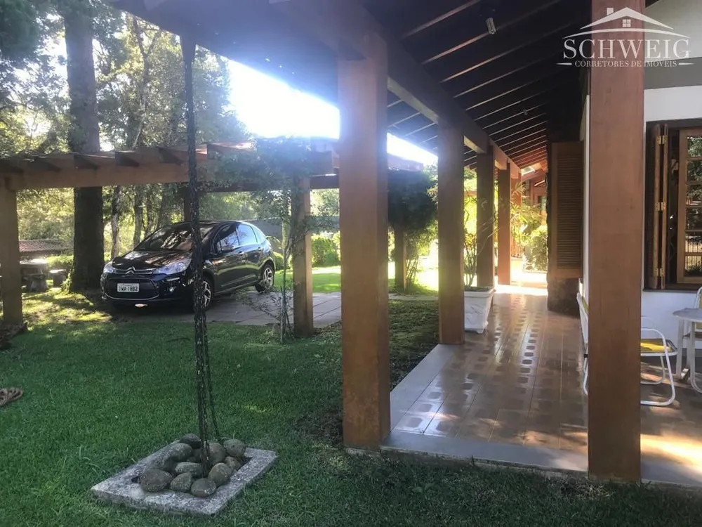 Casa, 4 quartos, 1404 m² - Foto 2
