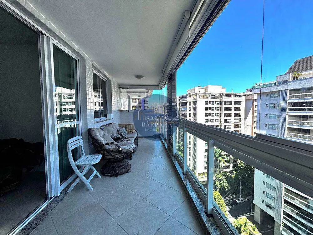 Apartamento, 3 quartos, 130 m² - Foto 1