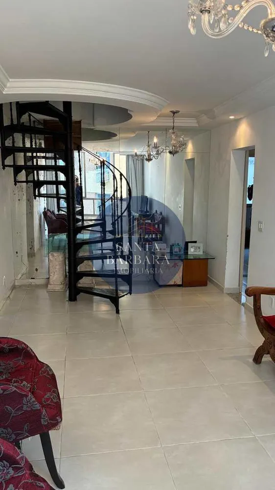 Cobertura, 3 quartos, 210 m² - Foto 1