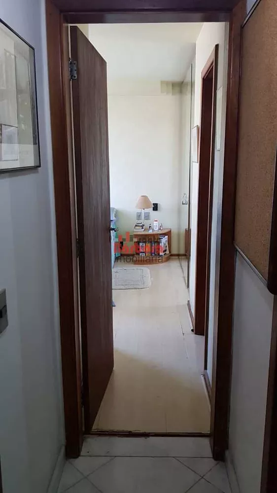 Apartamento à venda com 2 quartos, 80m² - Foto 18