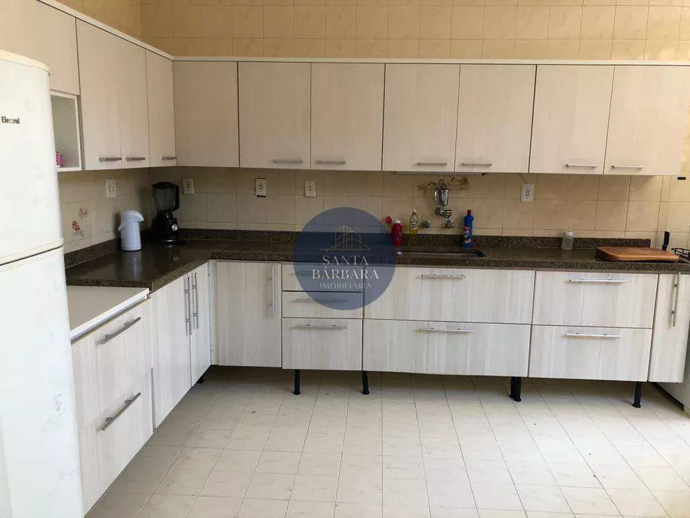 Casa, 4 quartos, 650 m² - Foto 2