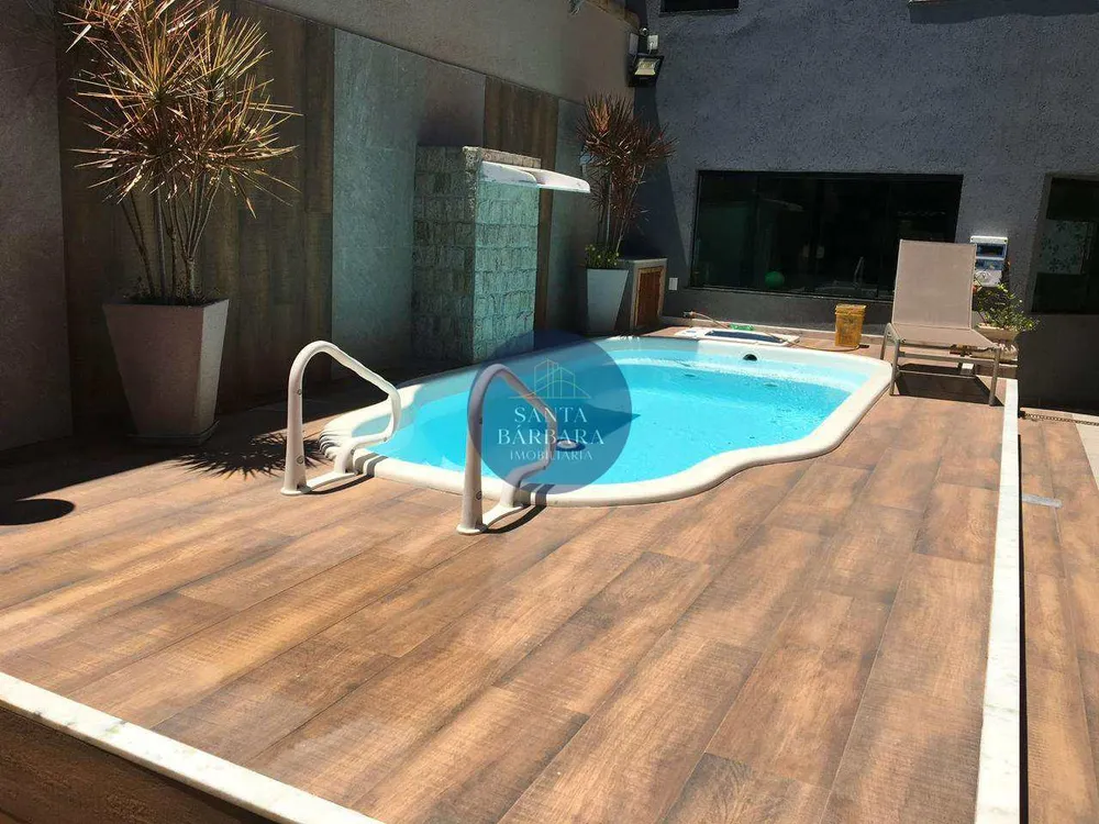 Casa, 5 quartos, 299 m² - Foto 1