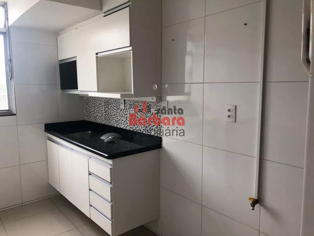 Apartamento à venda com 2 quartos, 80m² - Foto 3