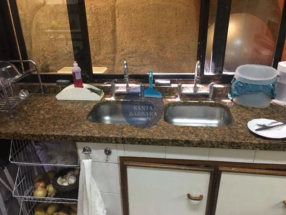 Casa, 4 quartos, 300 m² - Foto 9