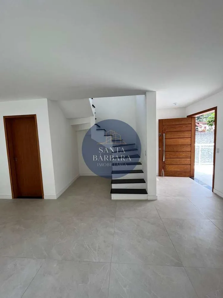 Casa, 3 quartos, 1450 m² - Foto 1