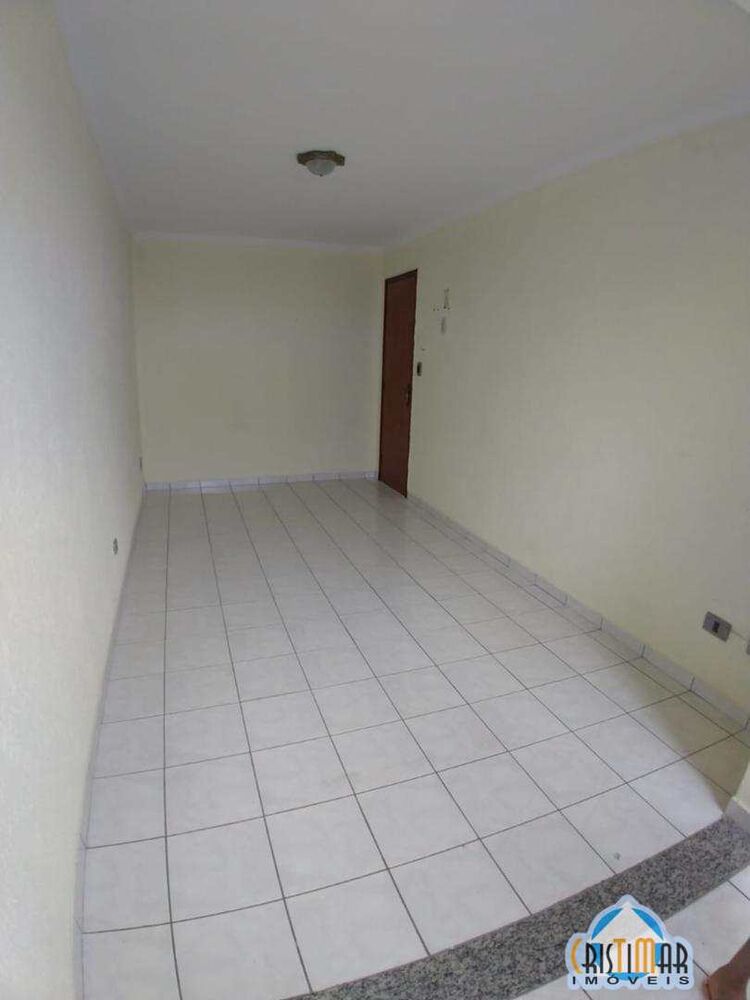 Apartamento para alugar com 1 quarto, 65m² - Foto 4