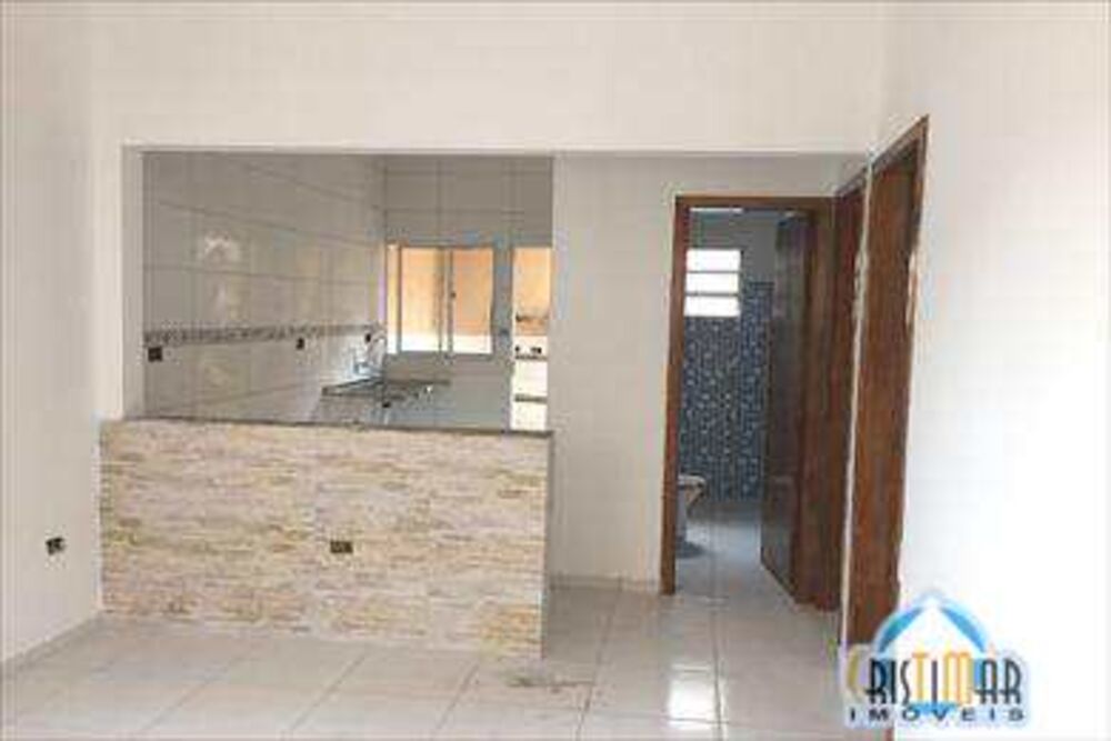 Casa à venda com 2 quartos, 75m² - Foto 4