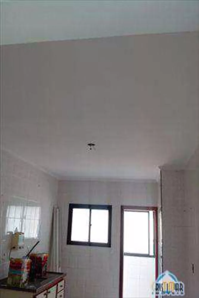 Apartamento à venda com 2 quartos, 82m² - Foto 2