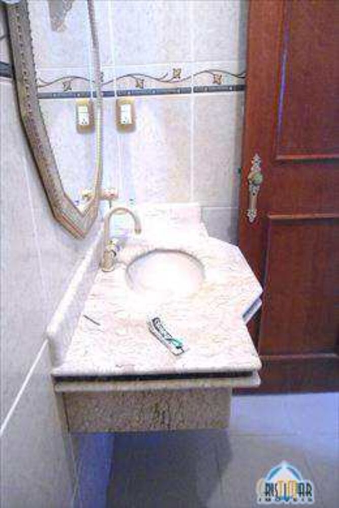 Casa, 3 quartos, 200 m² - Foto 2