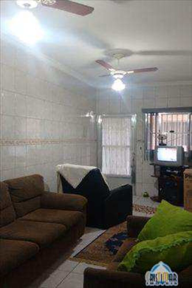 Casa de Condomínio à venda e aluguel com 2 quartos, 70m² - Foto 4